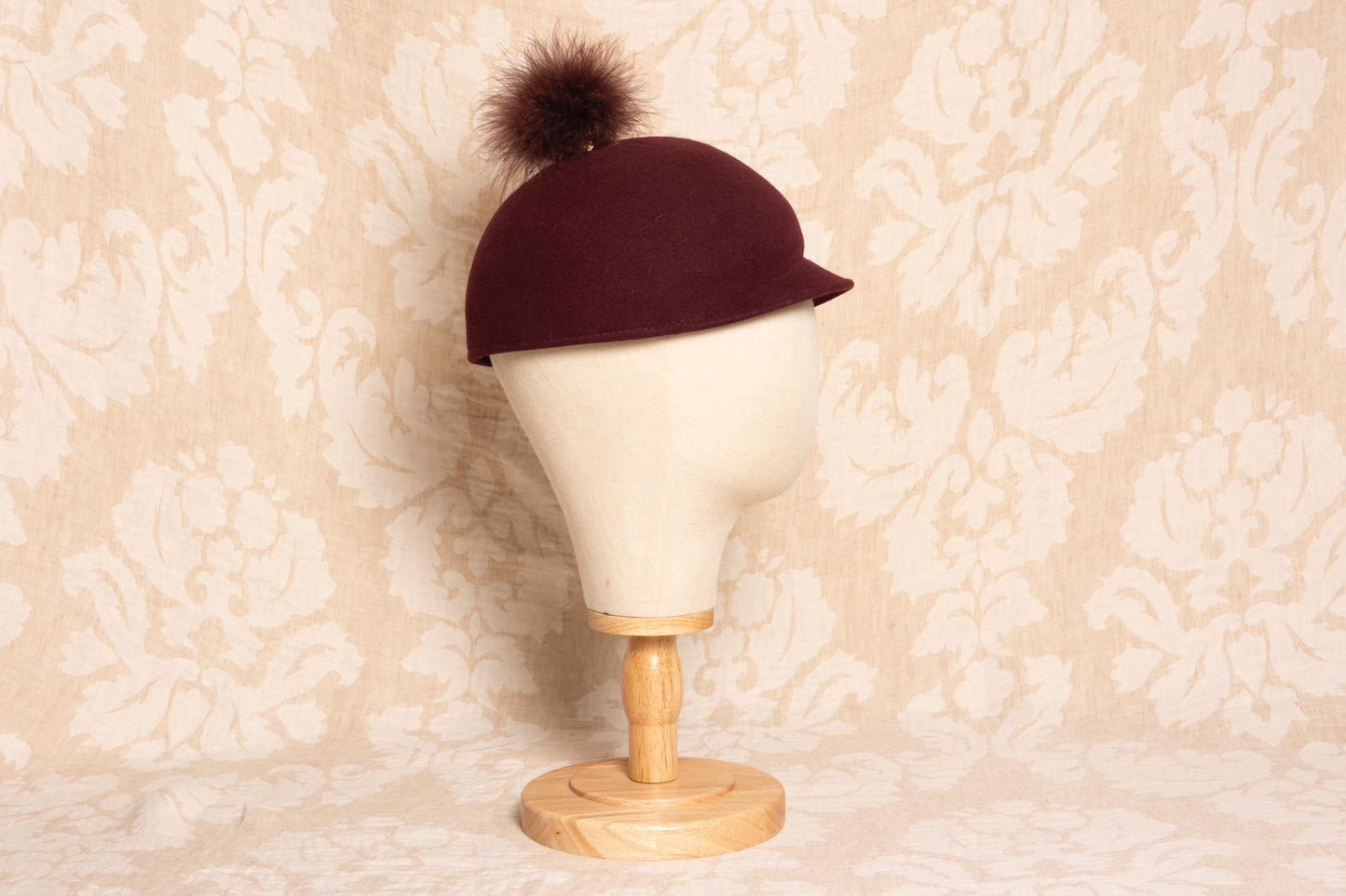 Gorra lana burdeos (pompón quita y pon)