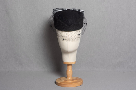 CASQUETE NEGRO VICHY