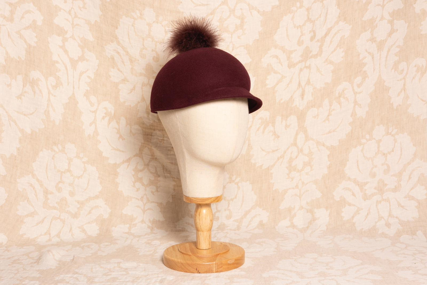 Gorra lana burdeos (pompón quita y pon)