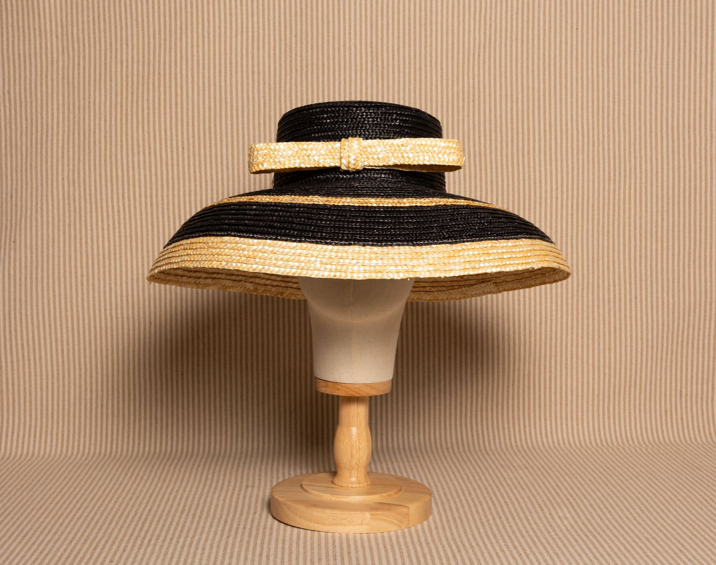 SOMBRERO AUDREY B/N LAZO