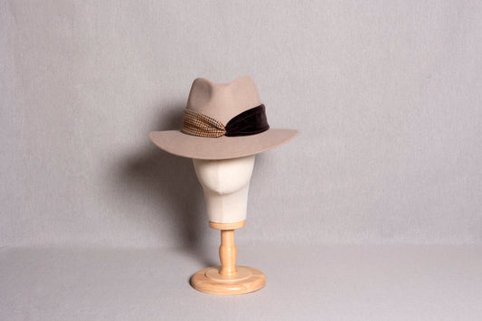 SOMBRERO FEDORA PIEDRA (sin pluma)