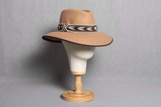 SOMBRERO TODOTERRENO COLOR CAMEL