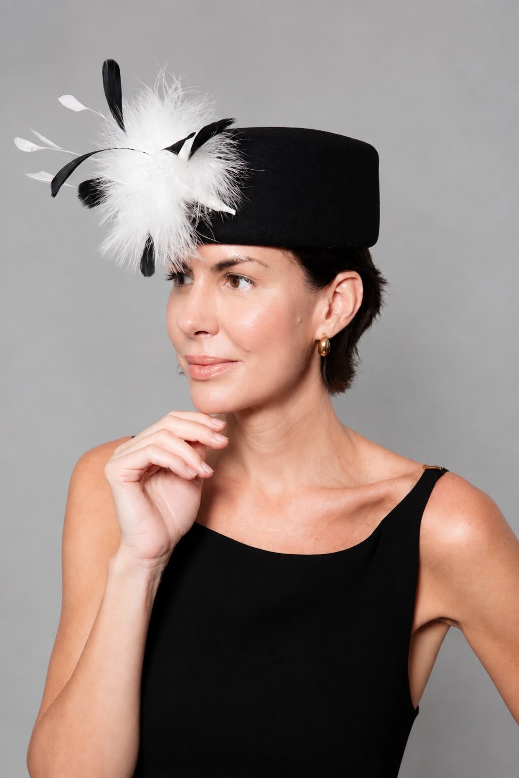 CASQUETE negro pompón XXL