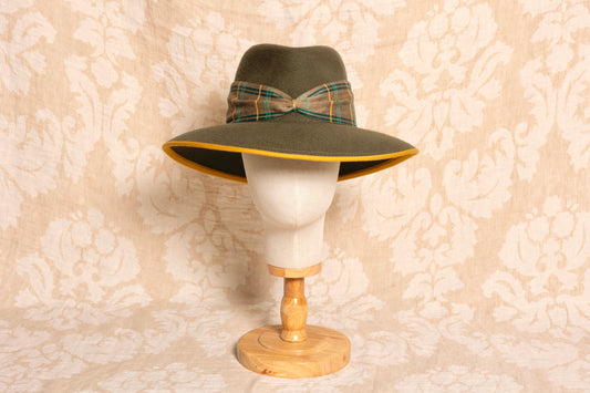 SOMBRERO ALA 9 verde cuadros mostaza