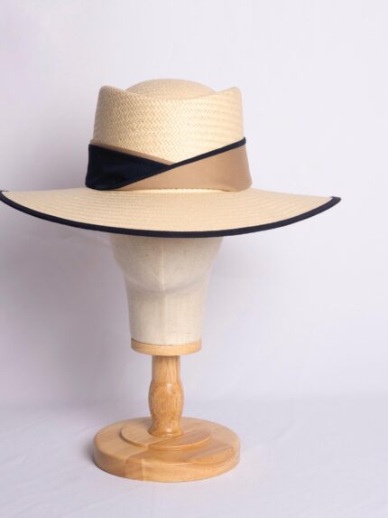 Sombrero Ovalado bicolor negro y camel Mujer verano