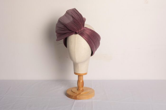 Turbante para bodas Berenjena Jisin