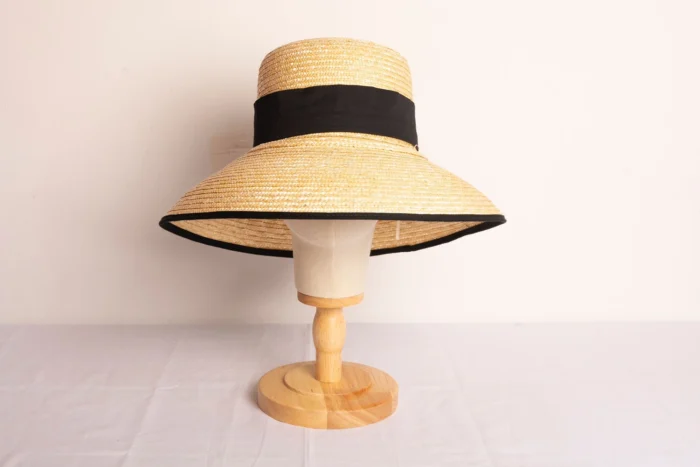Sombrero de Verano Asimétrico Paja Negro
