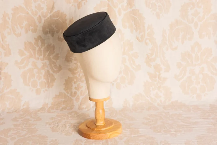 Casquete negro terciopelo para bodas o eventos