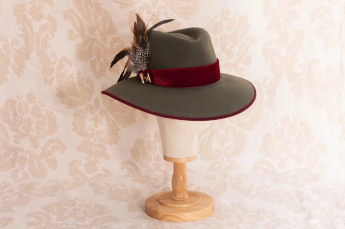 Sombrero de Invierno Verde y Burdeos Impermeable Lana Mujer campo y caza para monteria