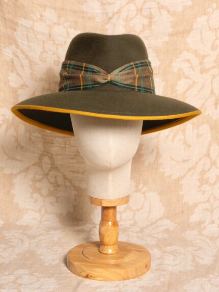 SOMBRERO ALA 9 verde cuadros mostaza