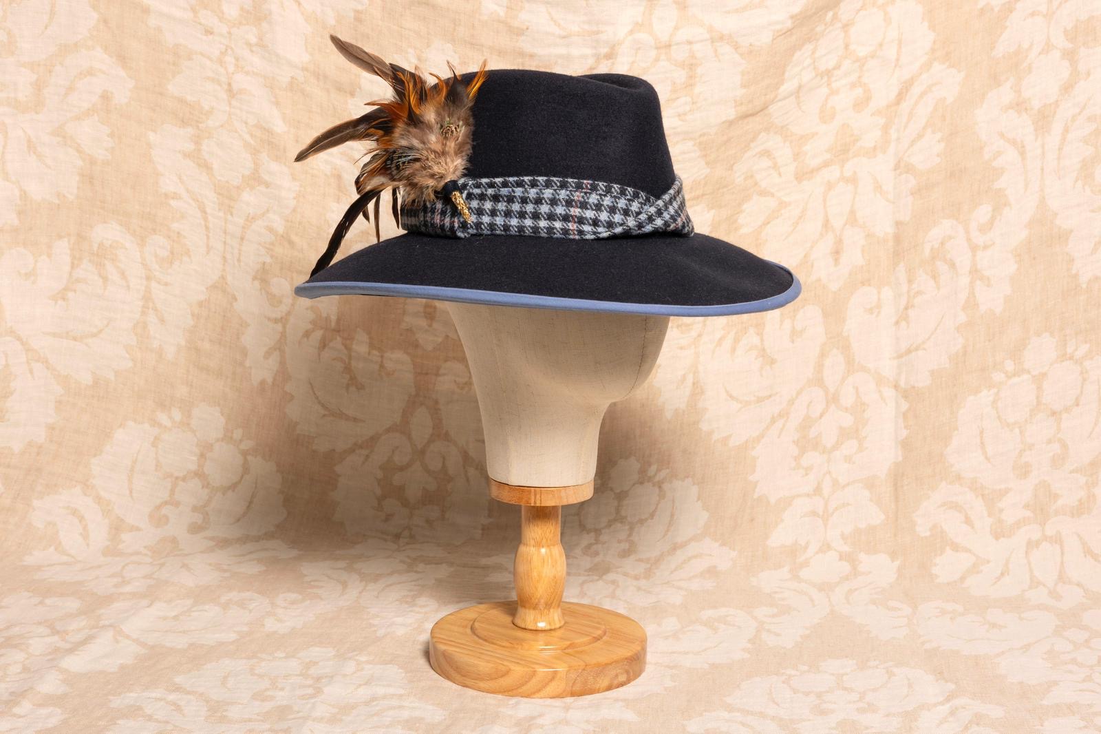 e24bc53b-3871-4e02-8e34-a91fcb482145