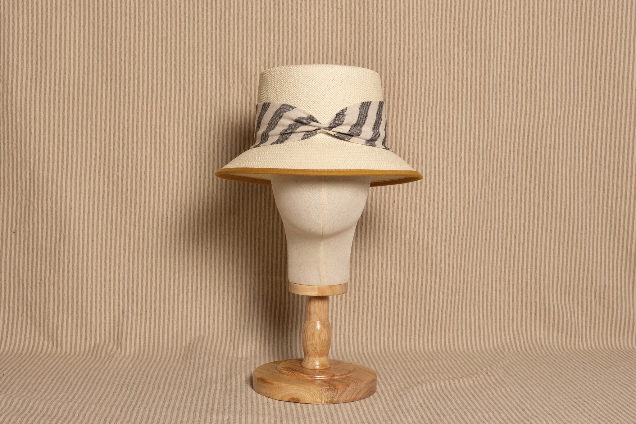 2c542854-93e3-4ab6-aae1-e4f1fac7bbc8